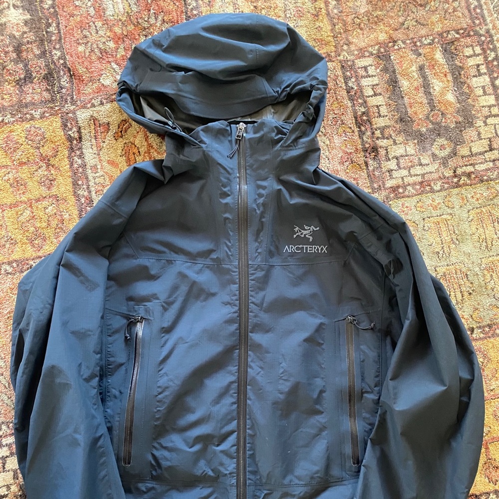 Like new arcteryx gore tex shell size medium
